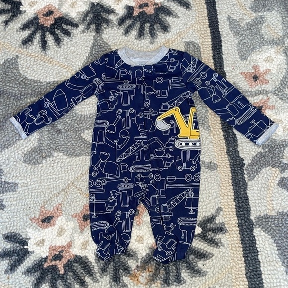 Matt Carter's Tractor Footed Zip Sleep Onesie Blue/Gray - Picture 1 of 3